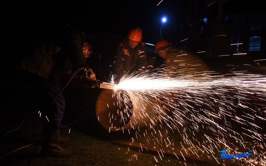 Чтобы быстрее дать горячую воду, на Барановичской ТЭЦ трудятся даже ночью